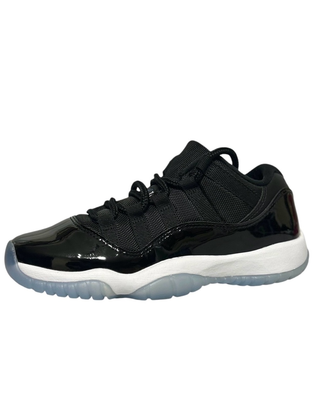 Jordan 11 Retro Low Grade School Space Jam Sz 4.5Y Black Blue Patent Leather